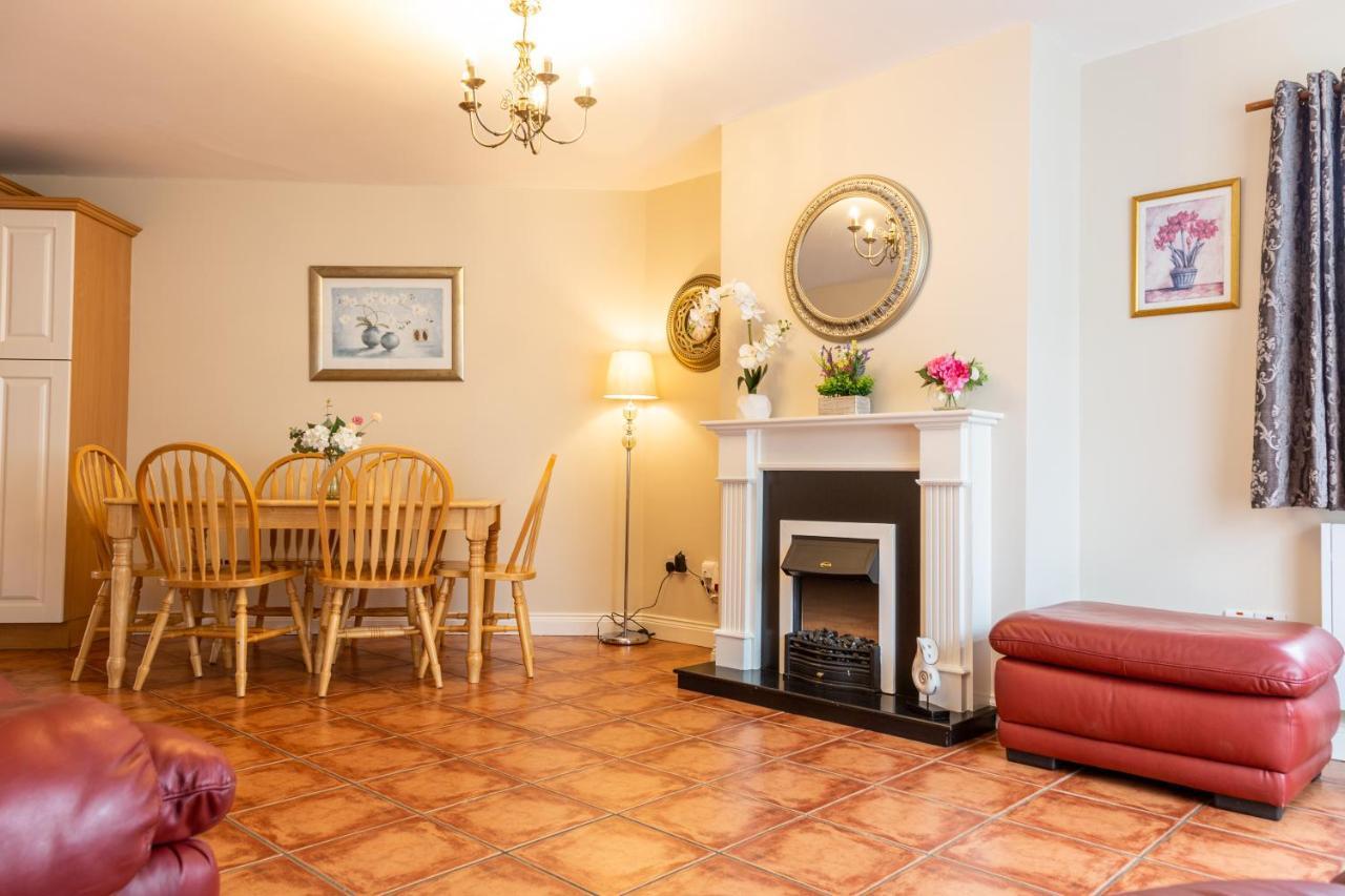 Kerry Holiday Homes At The Killarney Holiday Village Bagian luar foto